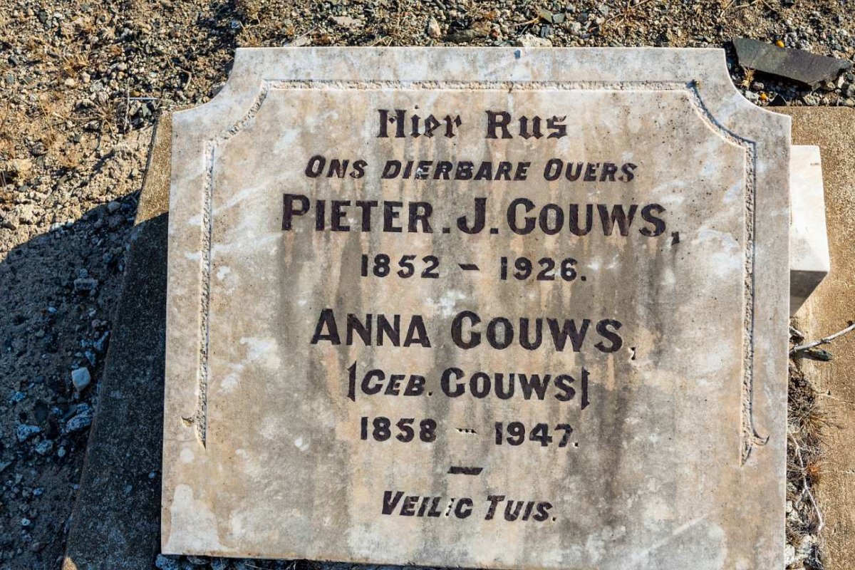GOUWS Pieter J. 1852-1926 &amp; Anna GOUWS 1858-1947