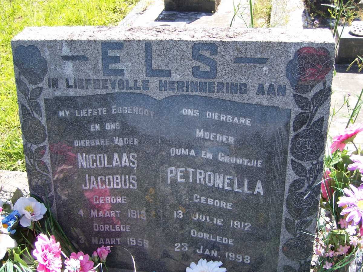 ELS Nicolaas Jacobus 1913-1959 &amp; Petronella 1912-1998