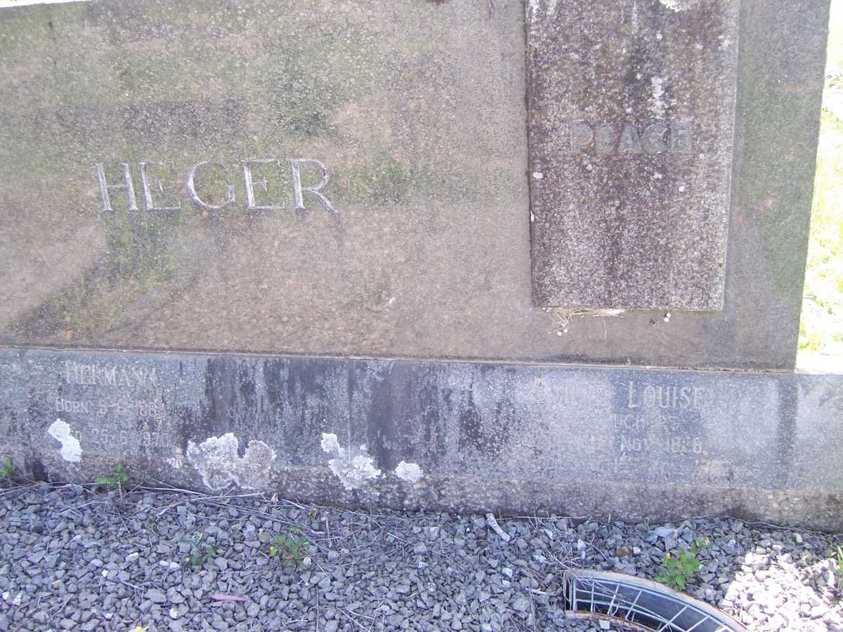 HEGER Hermann 1885-1970 &amp; Emilie Louise PUCHERT 1886-