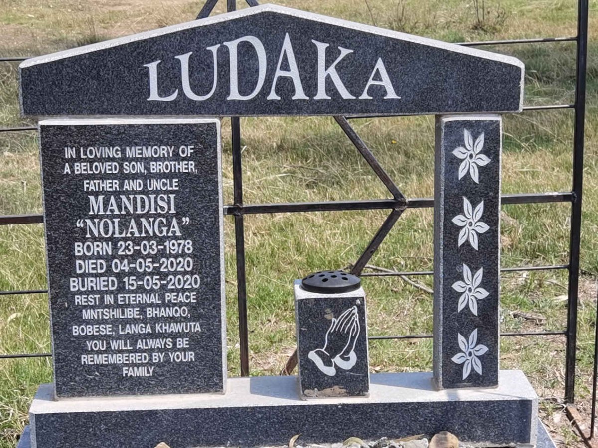 LUDAKA Mandisa 1978-2020