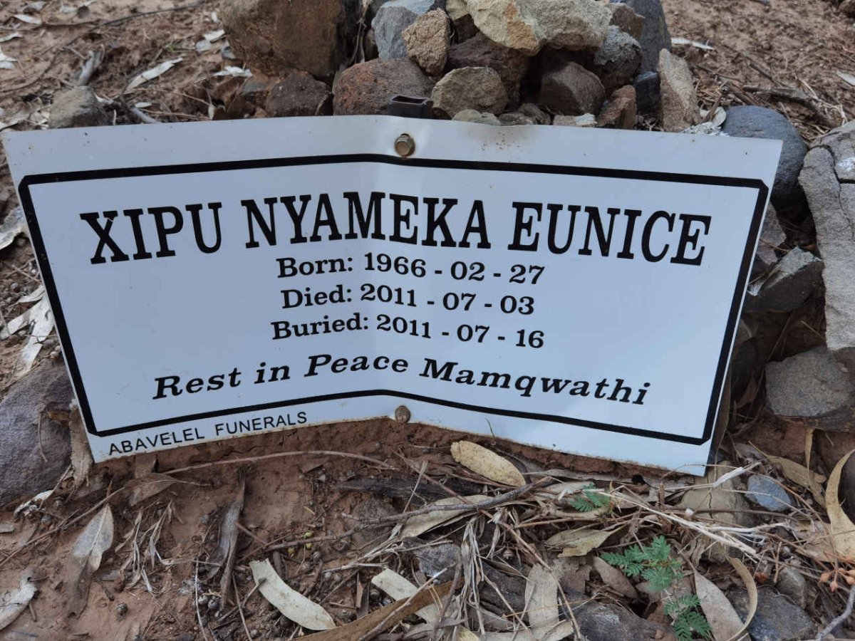 XIPU Nyameka Eunice 1966-2011