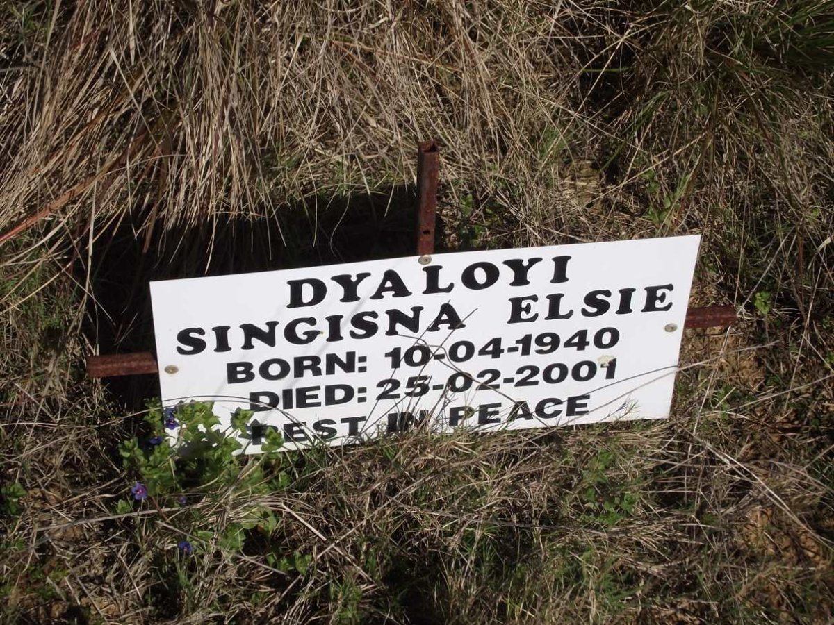 DYALOYI Singisna Elsie 1940-2001