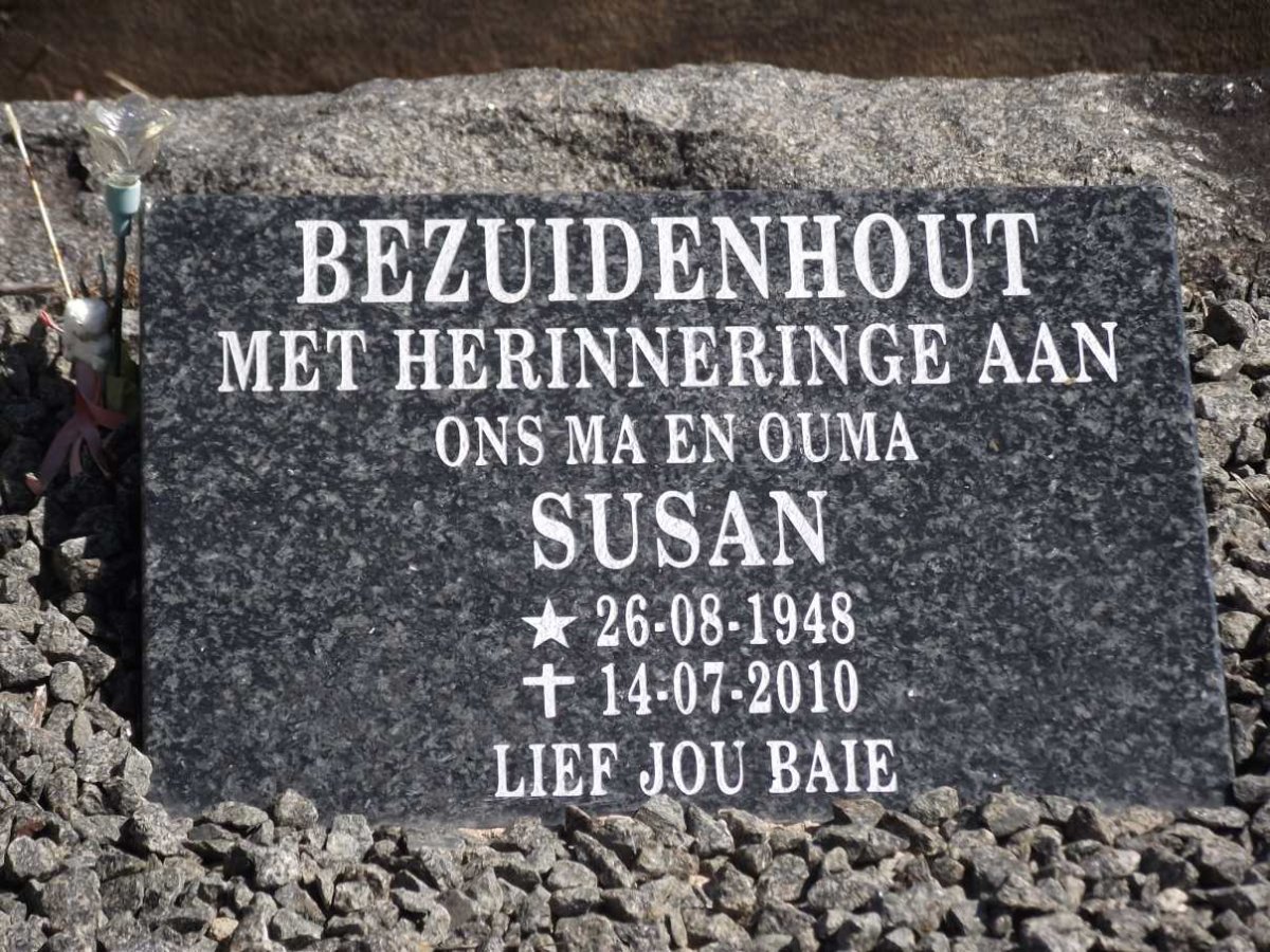 BEZUIDENHOUT Susan 1948-2010