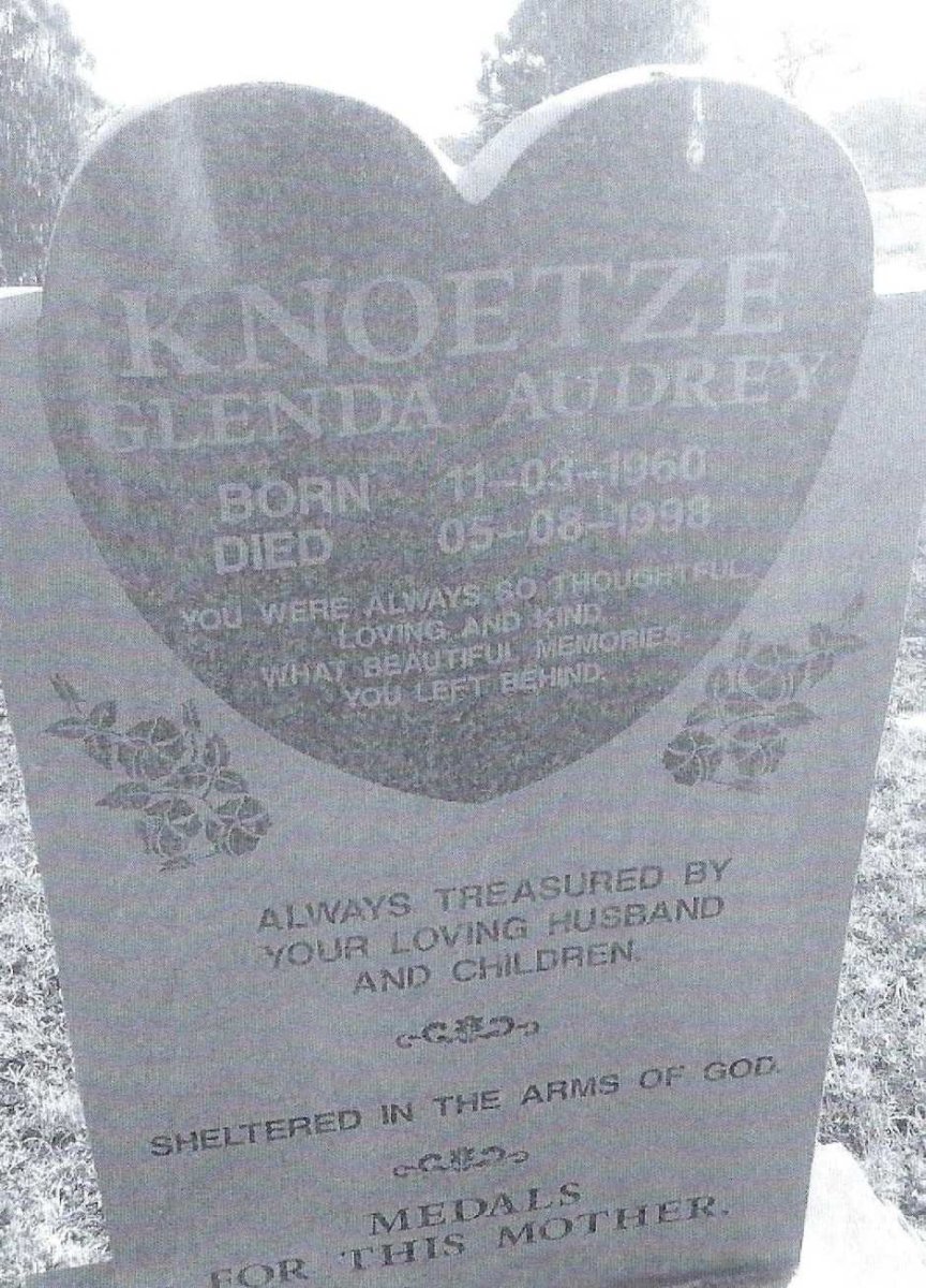 KNOETZE Glenda Audrey 1960-1998