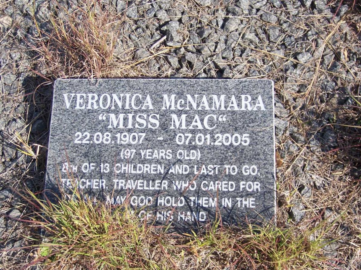 McNAMARA Veronica 1907-2005