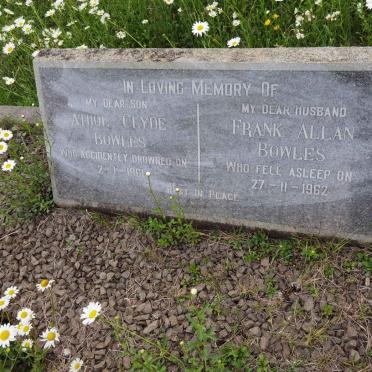 BOWLES Frank Allan -1962 :: BOWLES Athol Clyde -1961