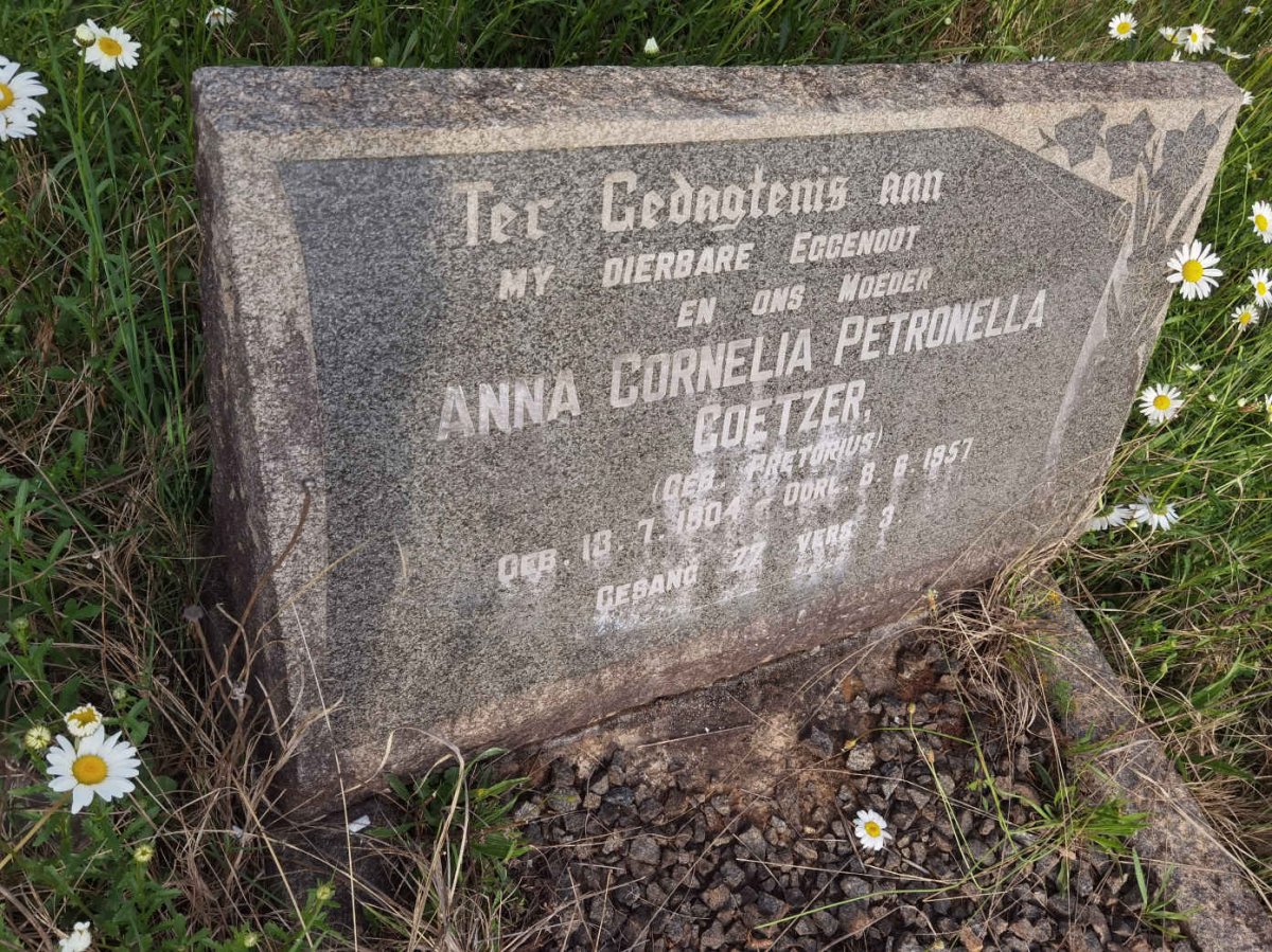 COETZER Anna Cornelia Petronella nee PRETORIUS 1904-1957
