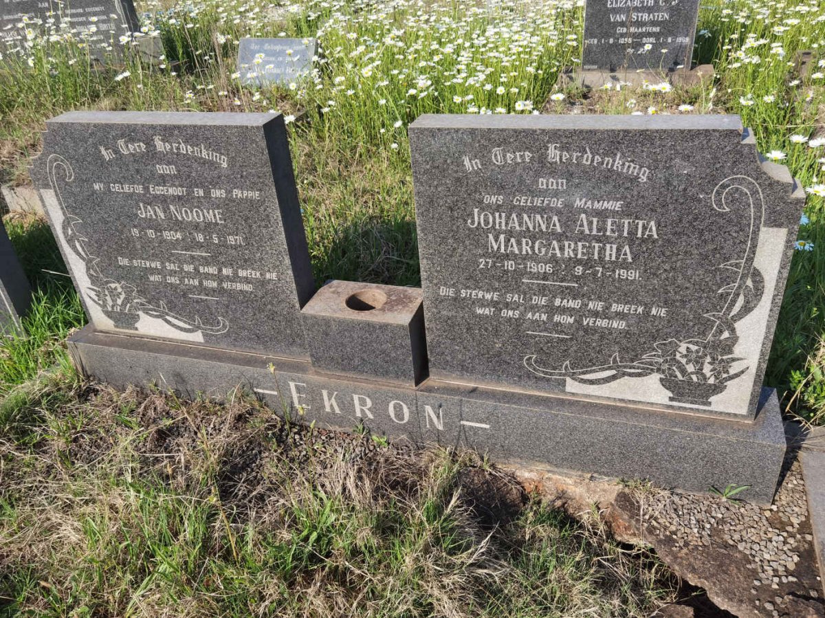 EKRON Jan Noome 1904-1971 &amp; Johanna Aletta Margaretha 1906-1991