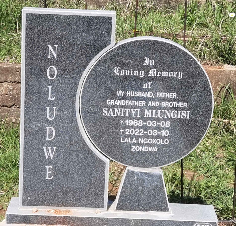 NOLUDWE Sanityi Mlungisi 1968-2022