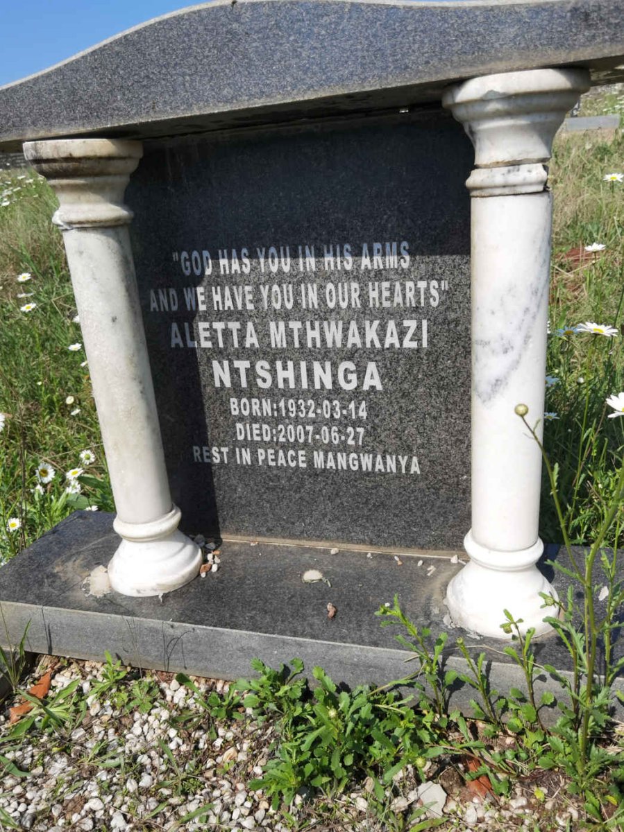 NTSHINGA Aletta Mthwakazi 1932-2007