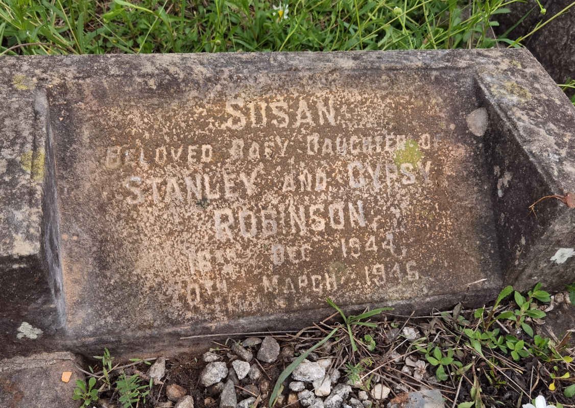 ROBINSON Susan 1944-1945