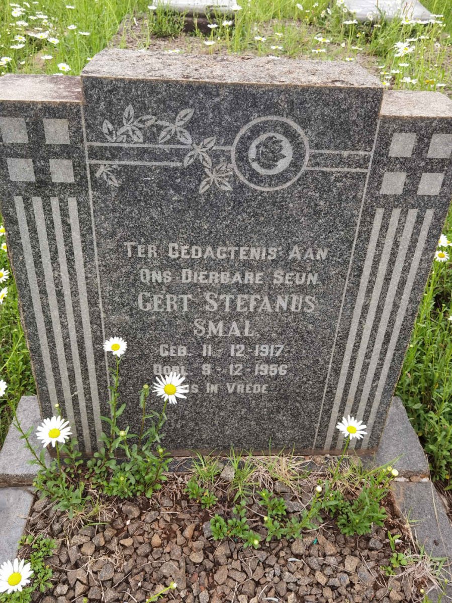 SMAL Gert Stefanus 1917-1956