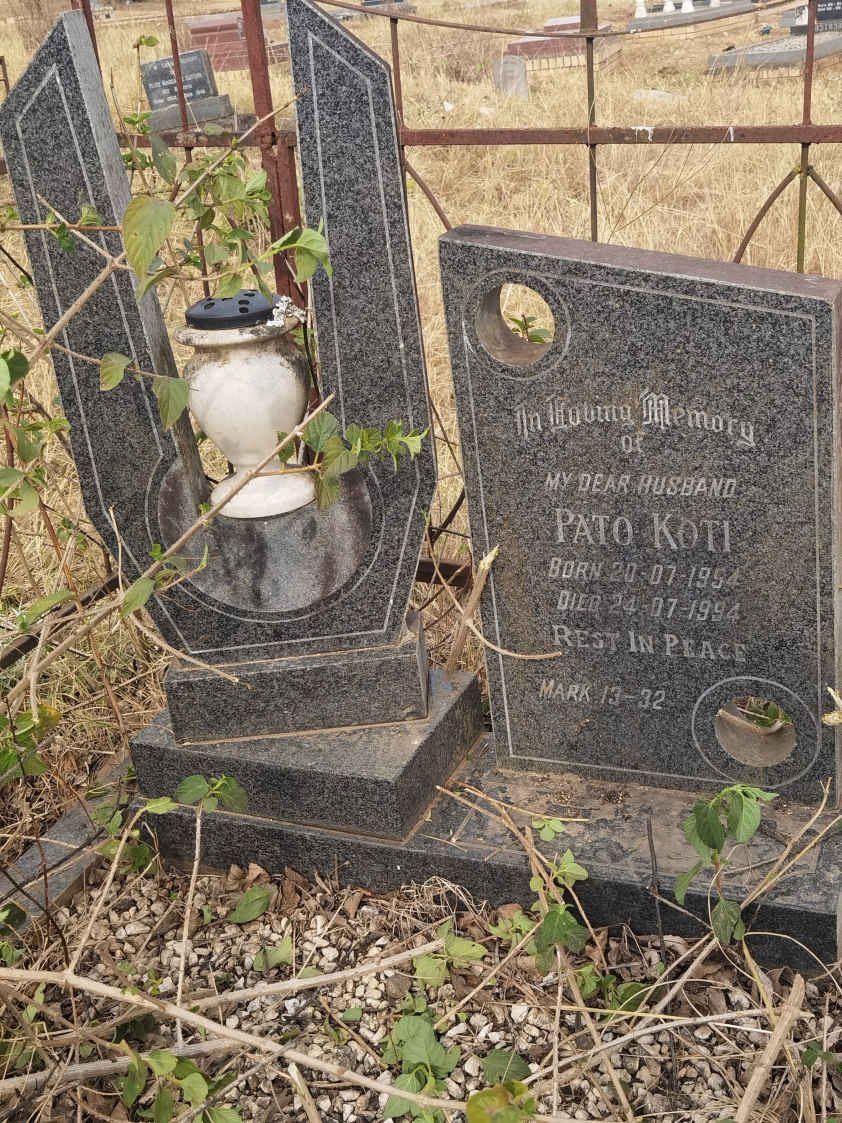 KOTI Pato 1954-1994