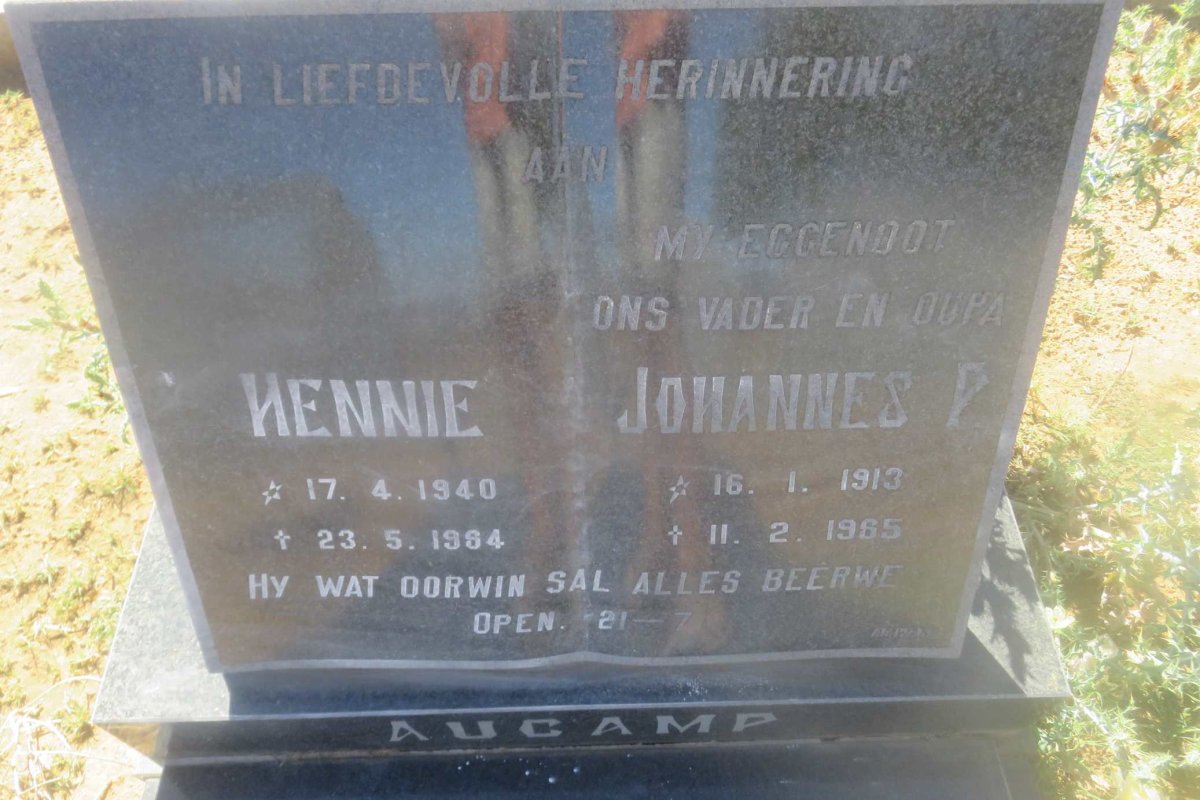 AUCAMP Johannes P. 1913-1985 :: AUCAMP Hennie 1940-1984