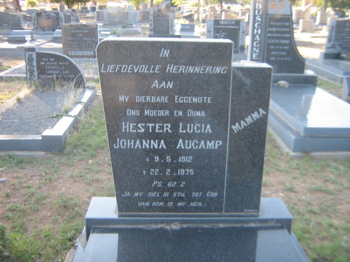 AUCAMP Hester Lucia Johanna 1912-1975