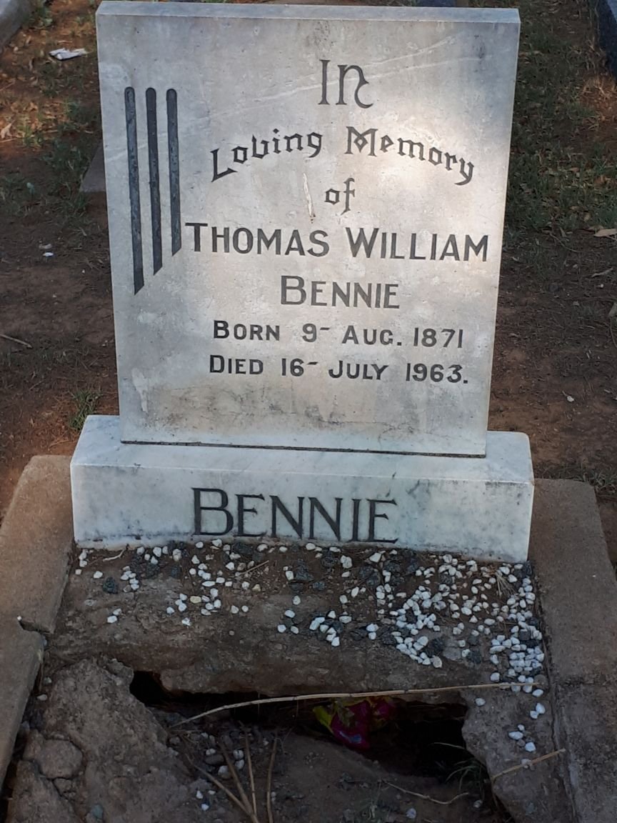 BENNIE Thomas William 1871-1963
