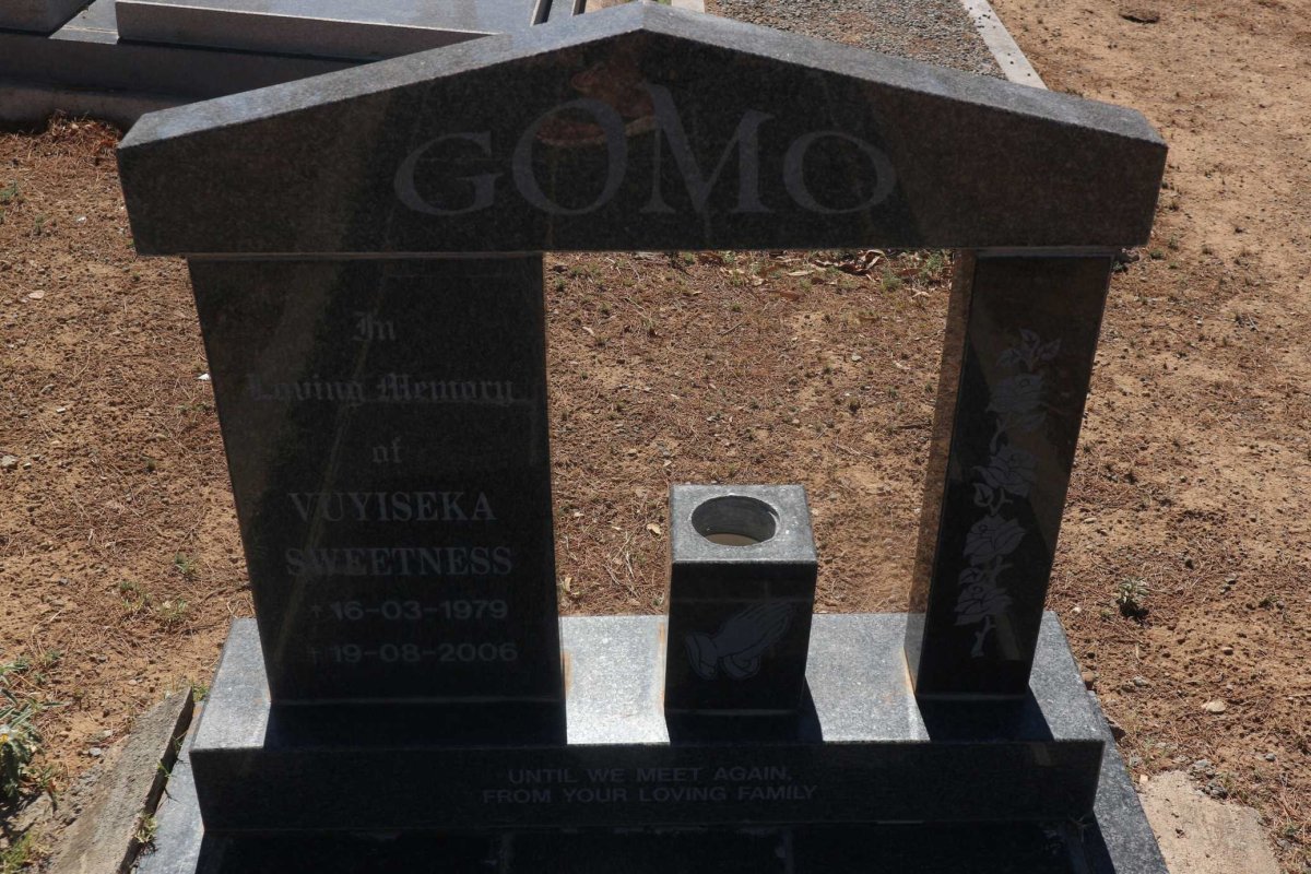 GOMO Vuyiseka Sweetness 1979-2006