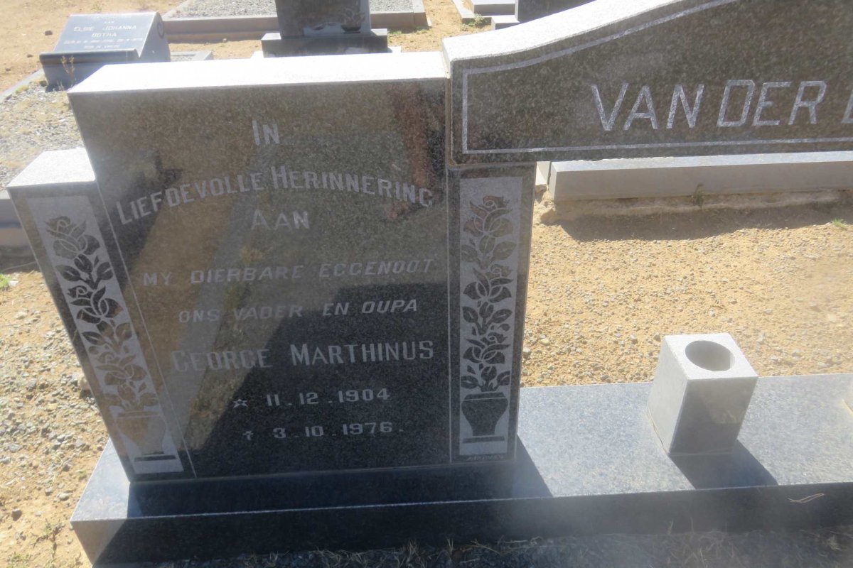LINDE George Marthinus, van der 1904-1976 &amp; Catharina KRUGER 1912-2004