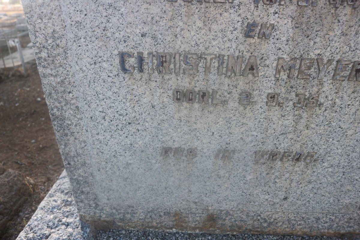MEYERS Charles -1944 &amp; Christina -1935 