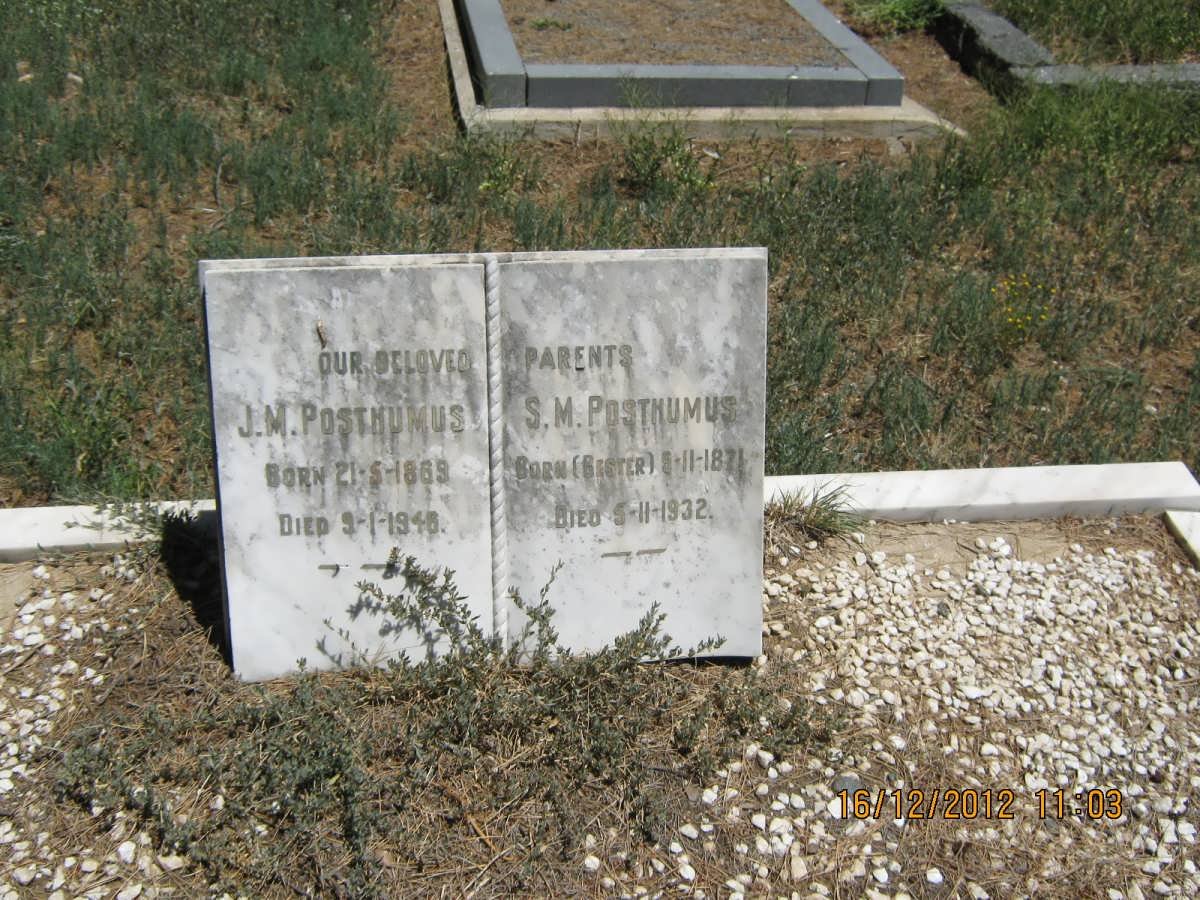 POSTHUMUS J.M. 1869-1946 &amp; S.M. BESTER 1871-1932
