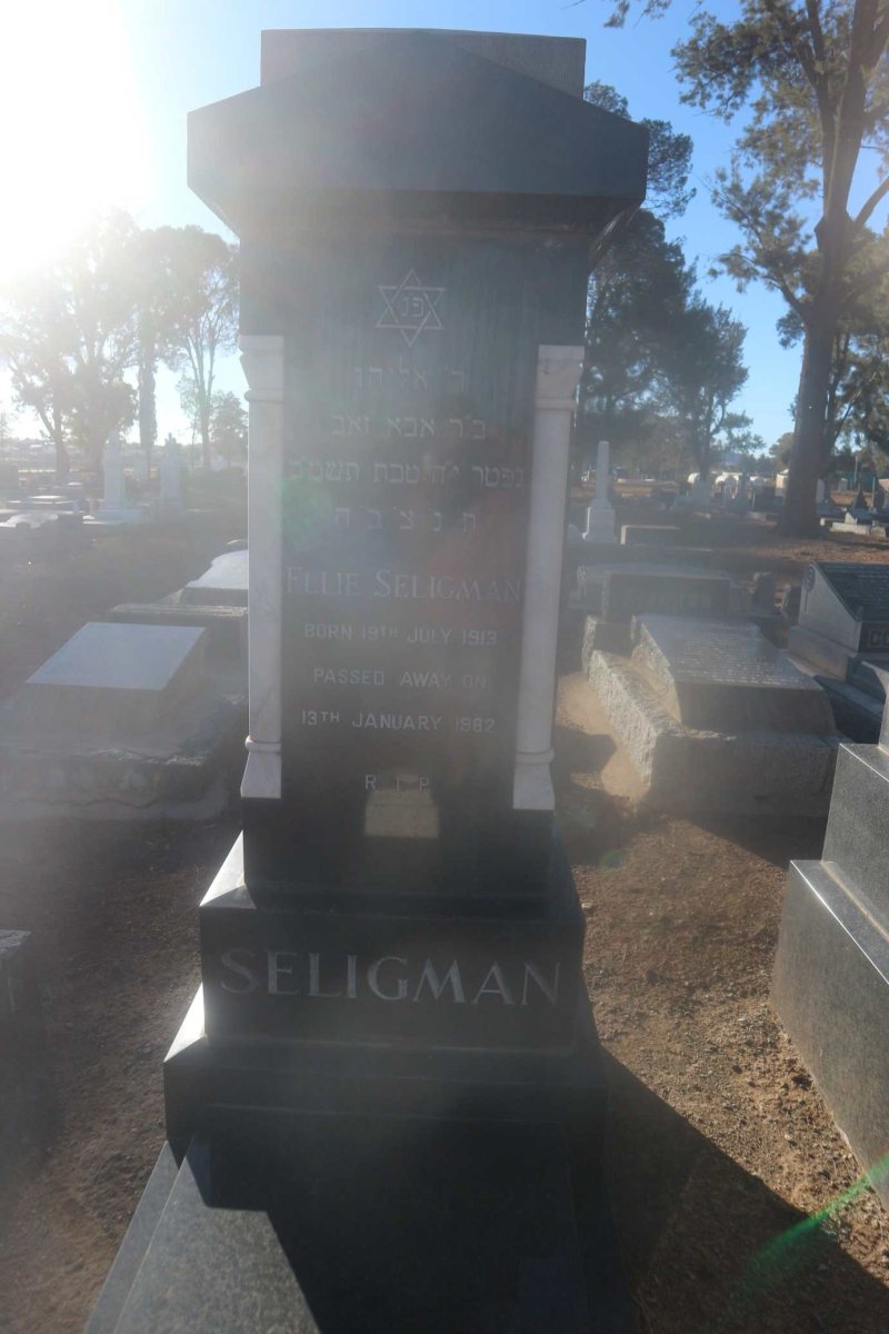 SELIGMAN Ellie 1913-1982