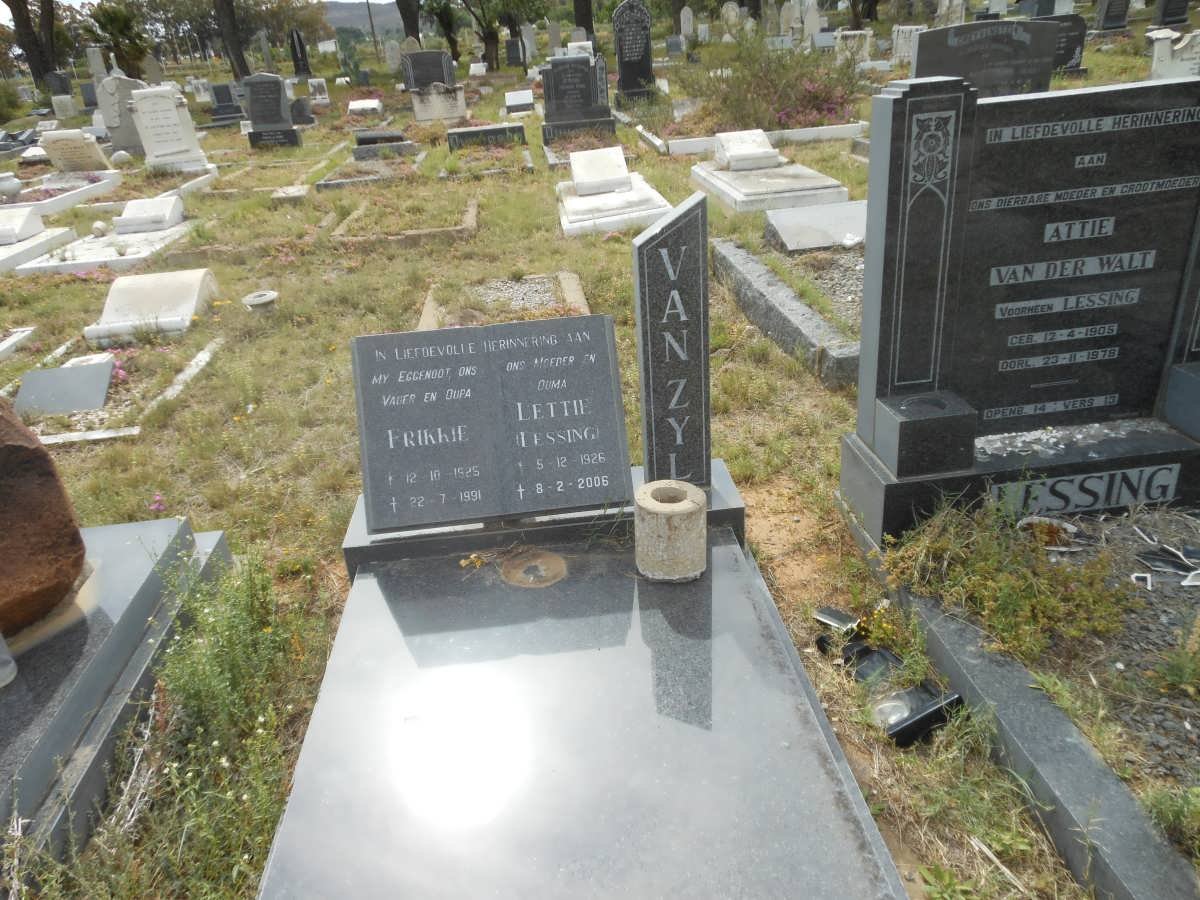 ZYL Frikkie, van 1925-1991 &amp; Lettie LESSING 1926-2006 