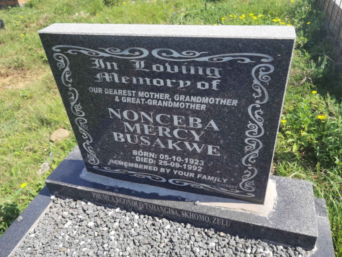 BUSAKWE Nonceba Mercy 1923-1992