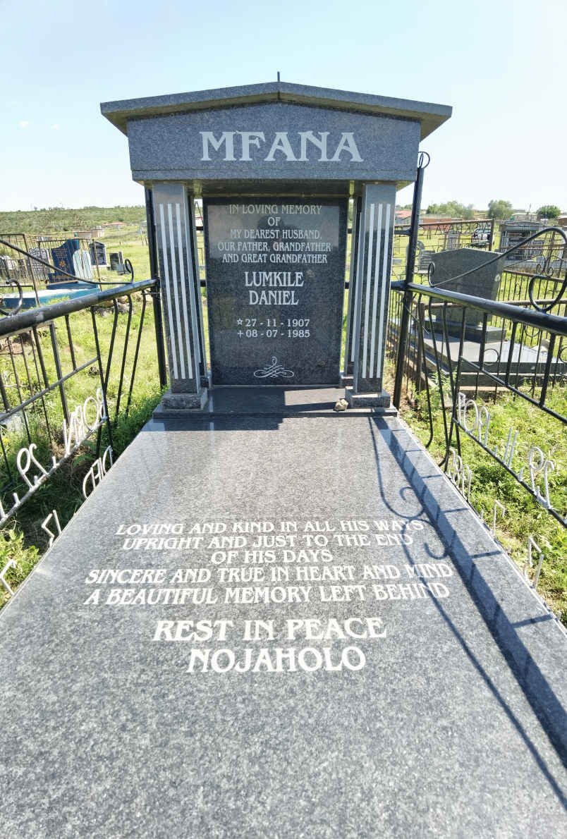 MFANA Lumkile Daniel 1907-1985