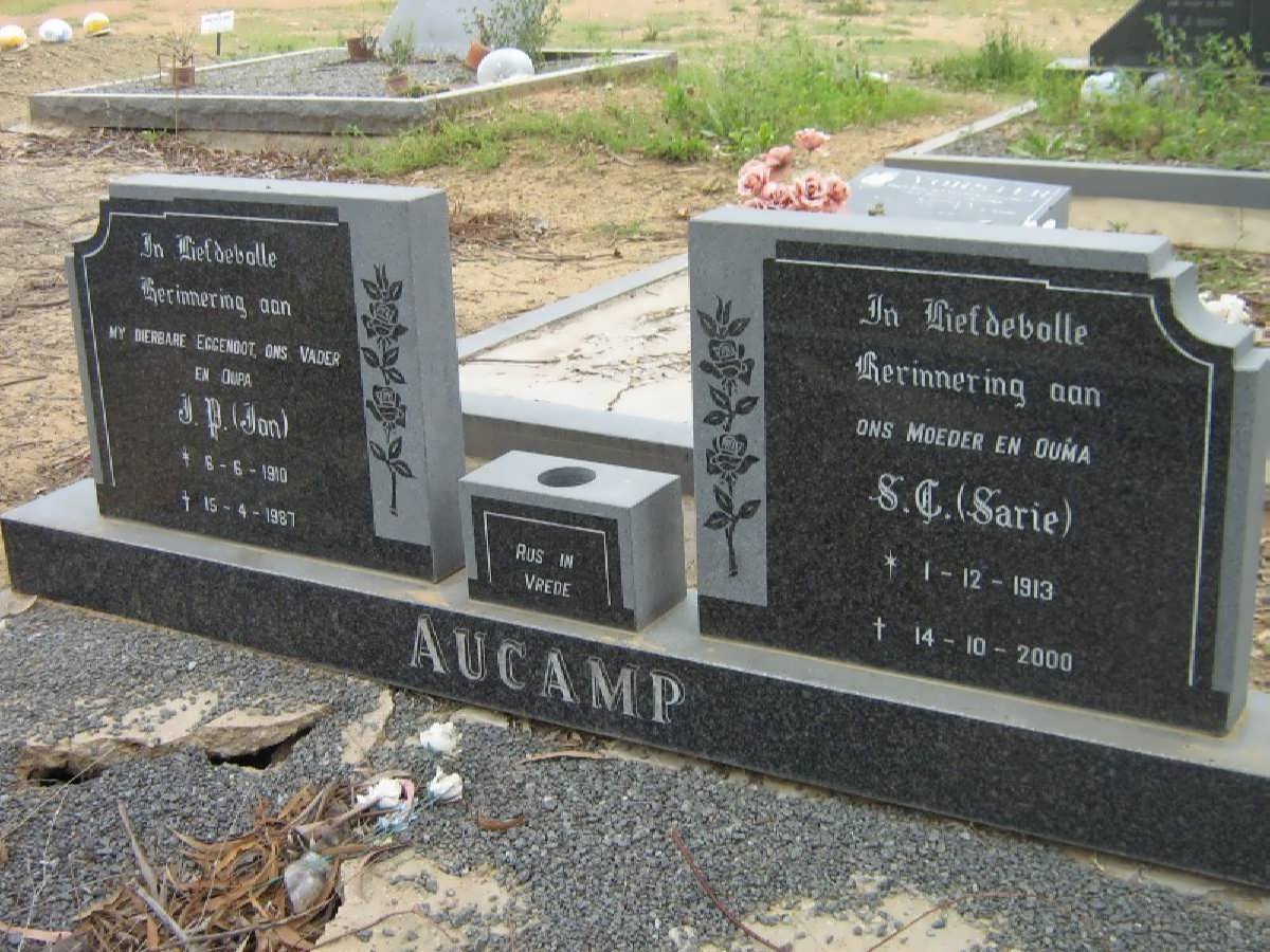 AUCAMP J.P. 1910-1987 &amp; S.C. 1913-2000