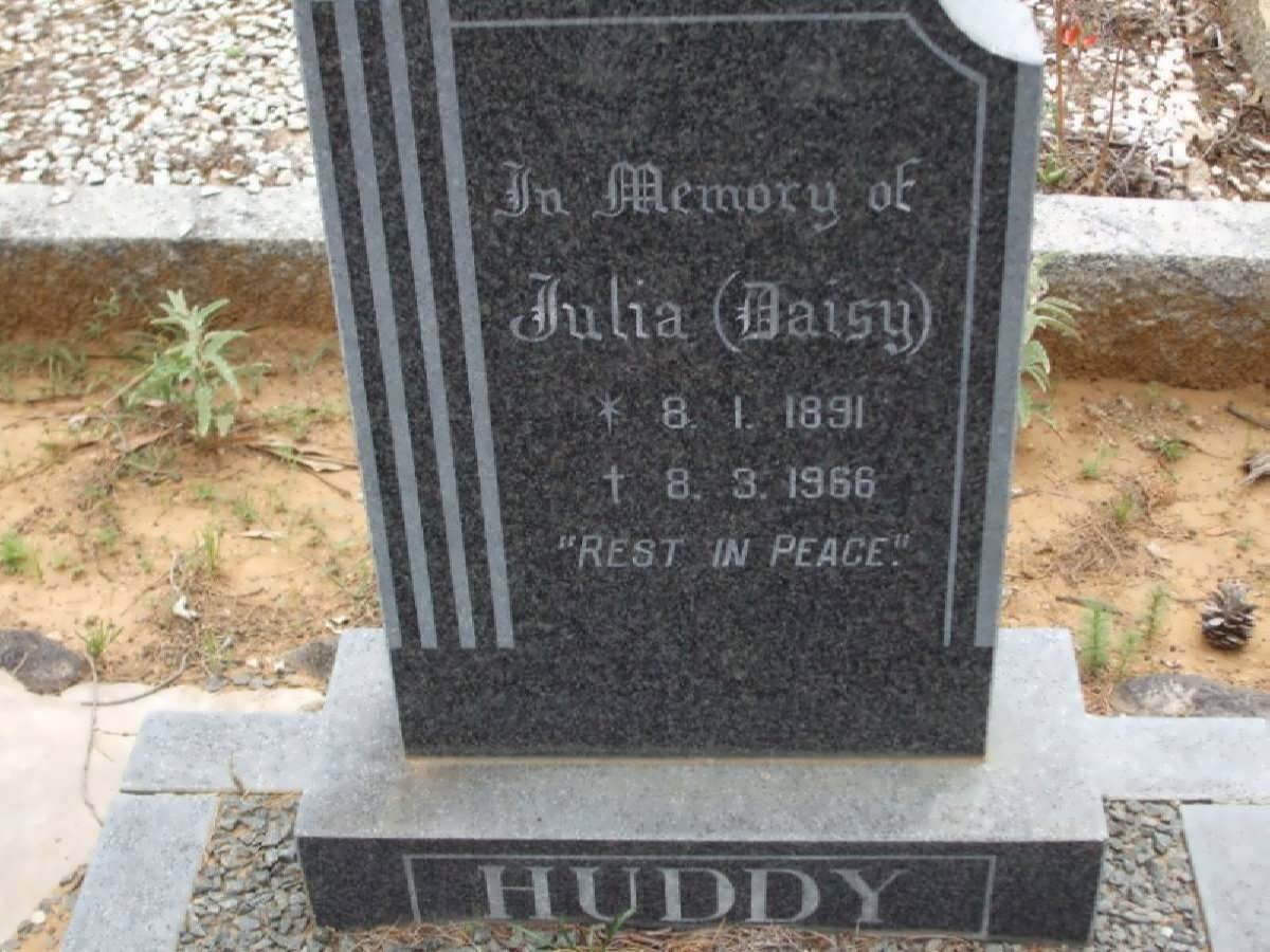 HUDDY Julia 1891-1966