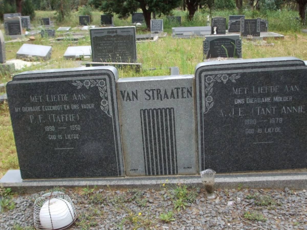 STRAATEN P.F., van 1890-1950 &amp; A.J.E. 1890-1979