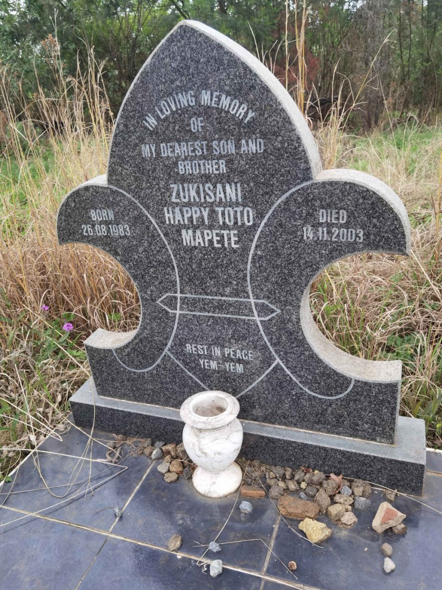 MAPETE Zukisani Happy Toto 1983-2003