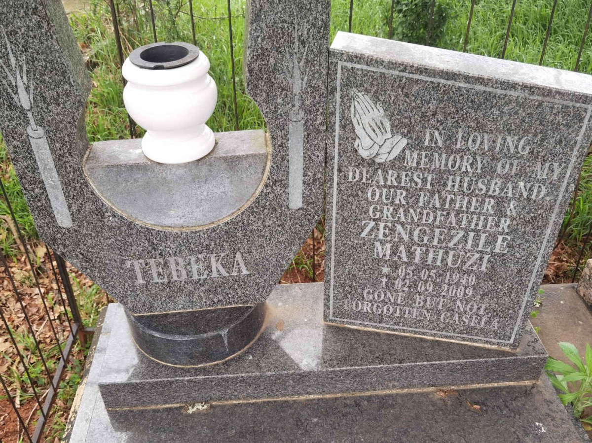 TEBEKA Zengezile Mathuzi 1940-2009