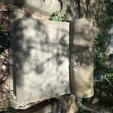 Eastern Cape, MPOFU district, Cathcartvale, Christementkloof, small cemetery