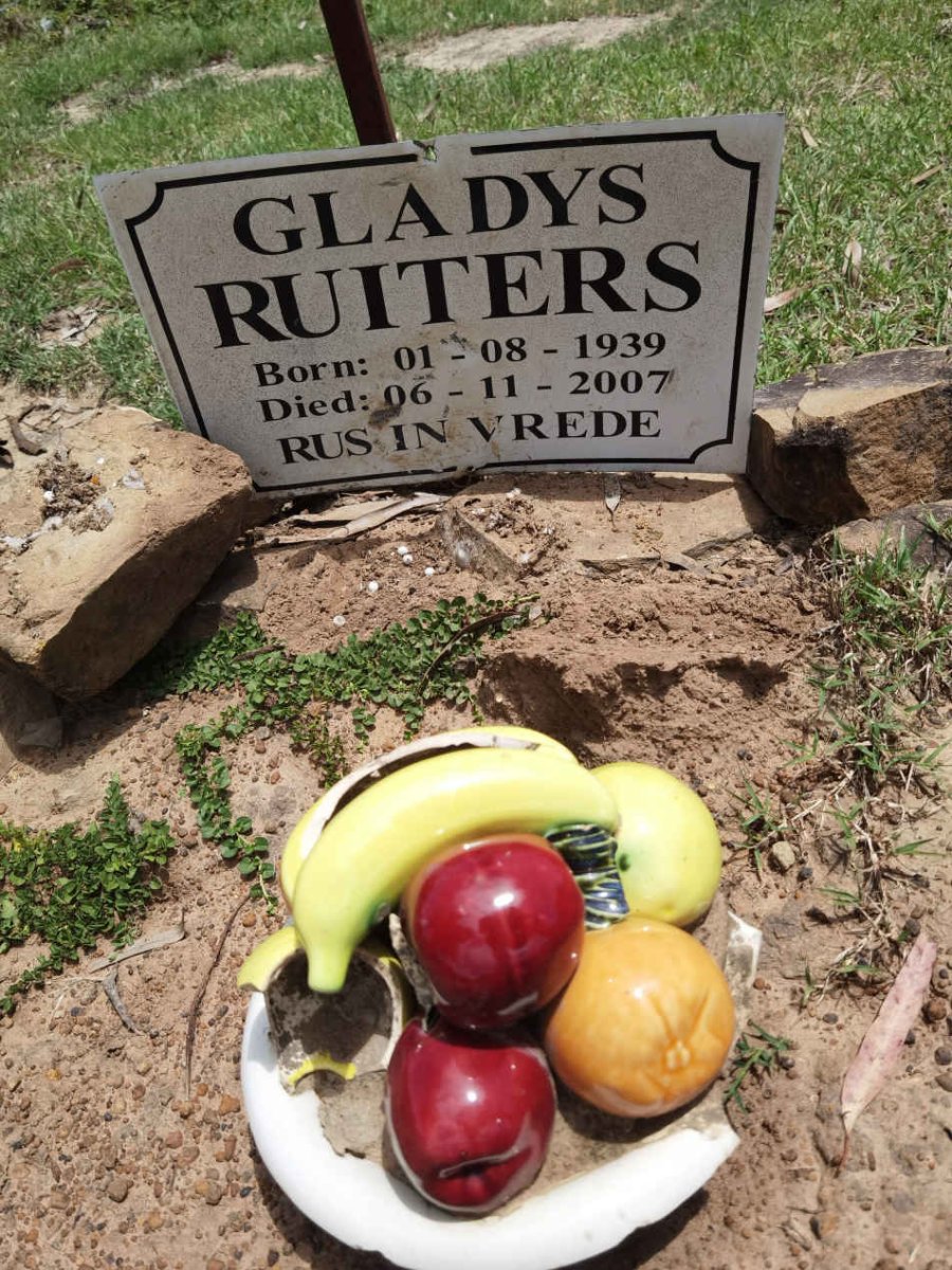 RUITERS Gladys 1939-2007