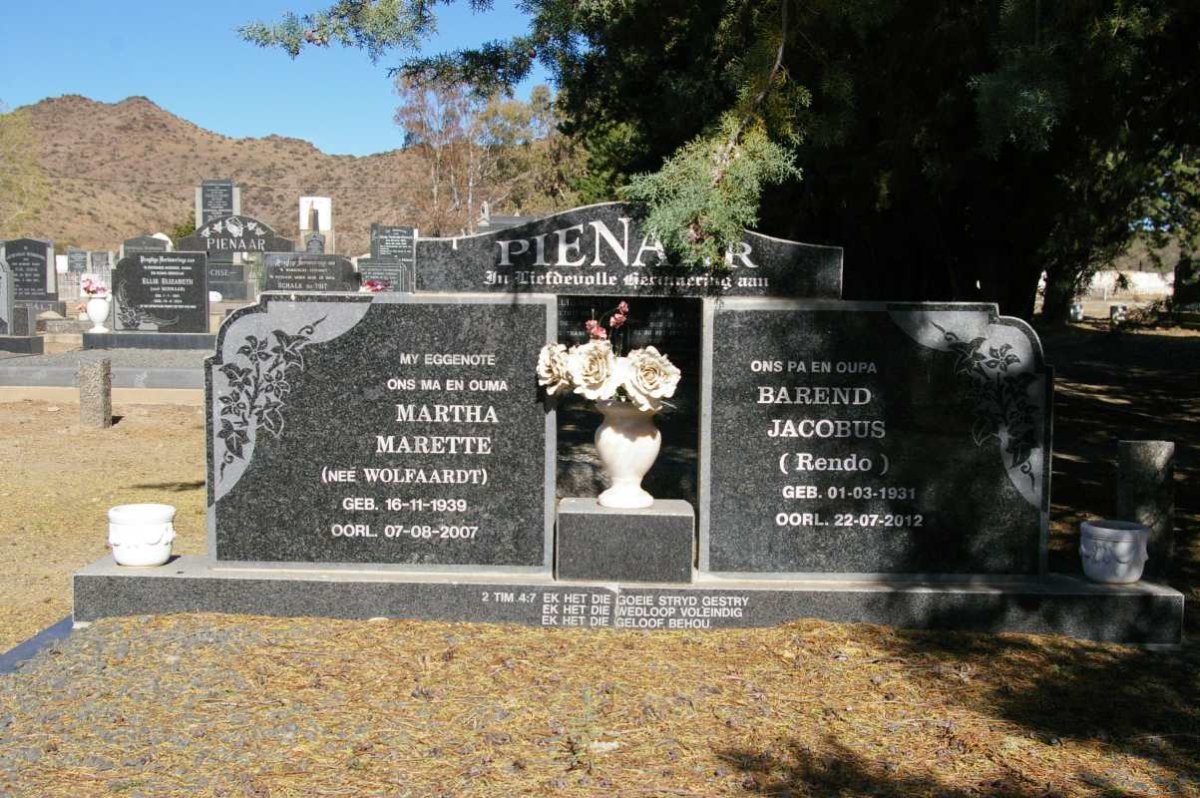 PIENAAR Barend Jacobus 1931-2012 &amp; Martha Marette WOLFAARDT 1939-2007