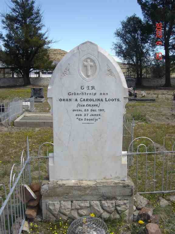 LOOTS Johanna Carolina nee ERLANK  -1911 :: LOOTS Infant