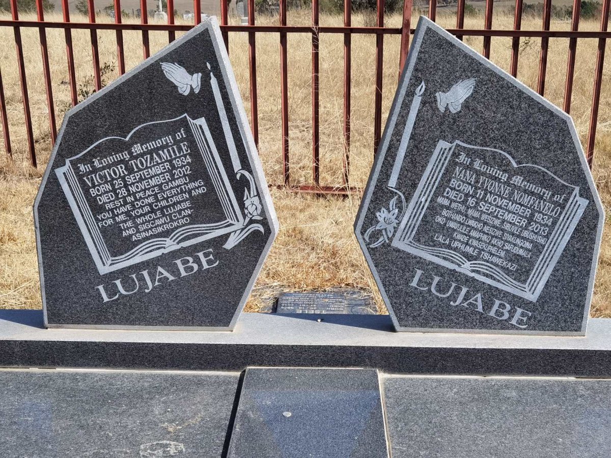 LUJABE Victor Tozamile 1934-2012 &amp; Nana Yvonne Nomfanelo 1934-2013