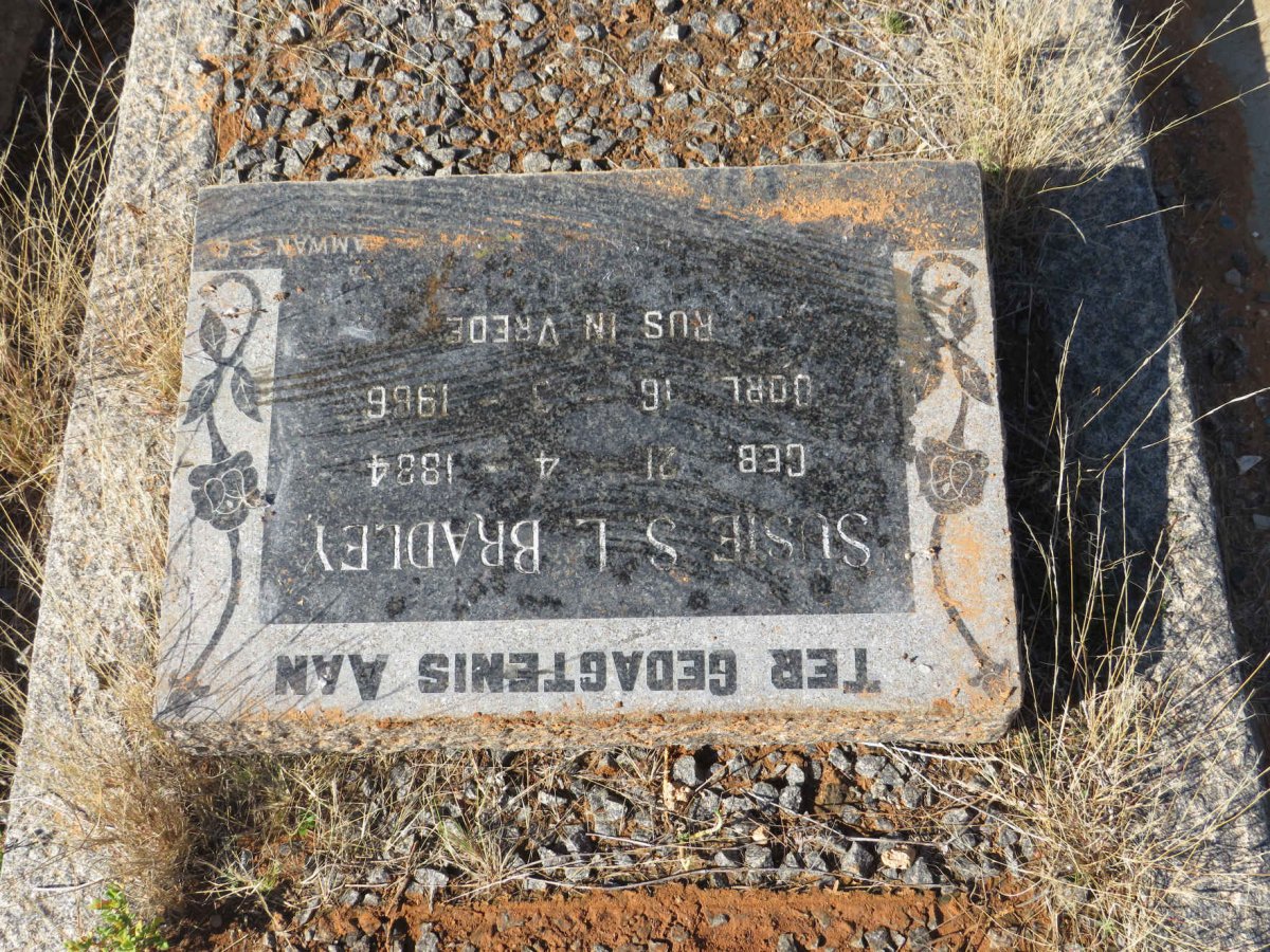 BRADLEY Susie S.L. 1884-1966