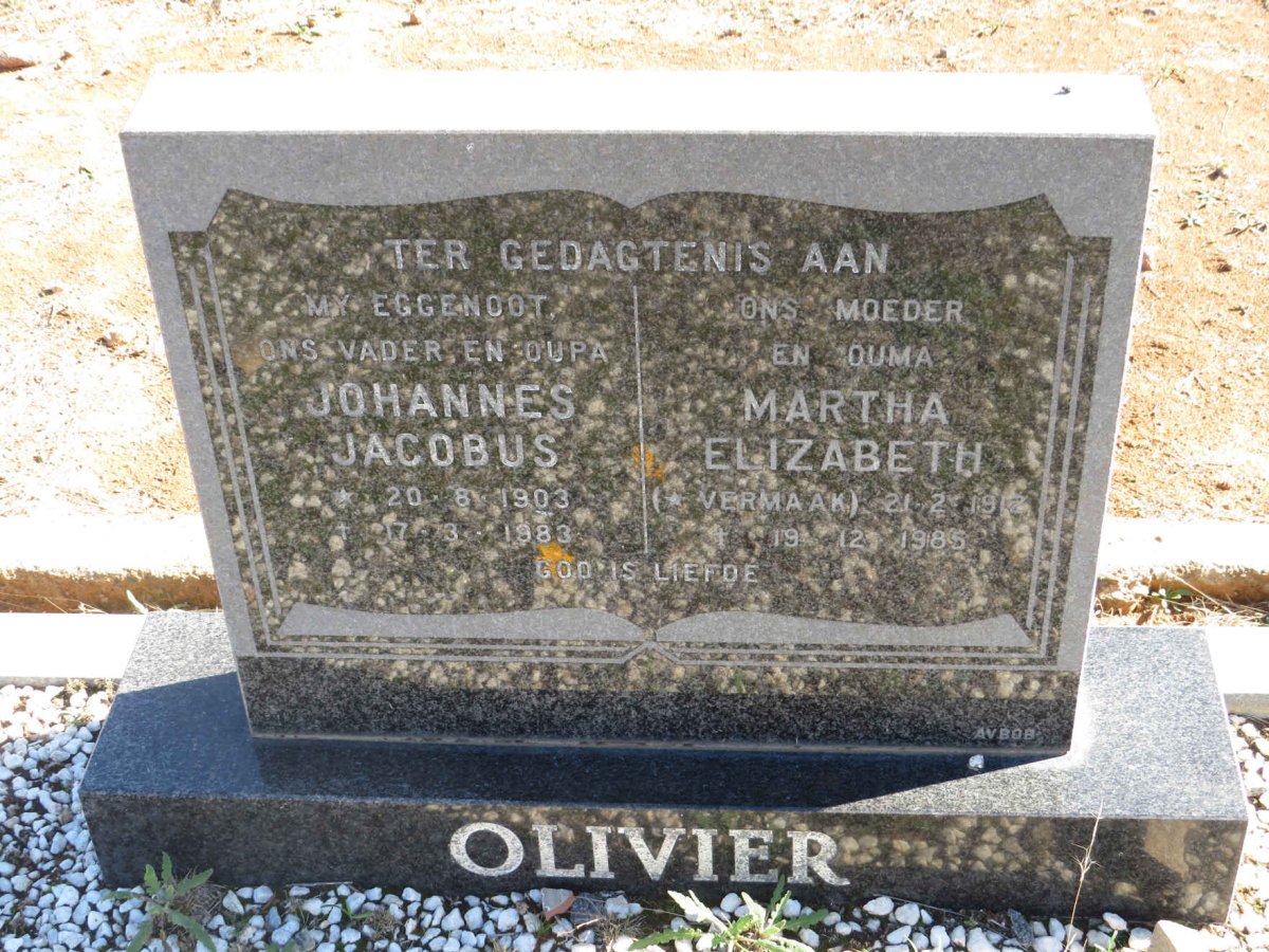 OLIVIER Johannes Jacobus 1903-1983 Martha Elizabeth VERMAAK 1912-1985