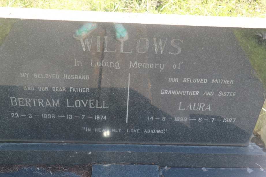 WILLOWS Bertram Lovell 1896-1974 &amp; Laura 1899-1987
