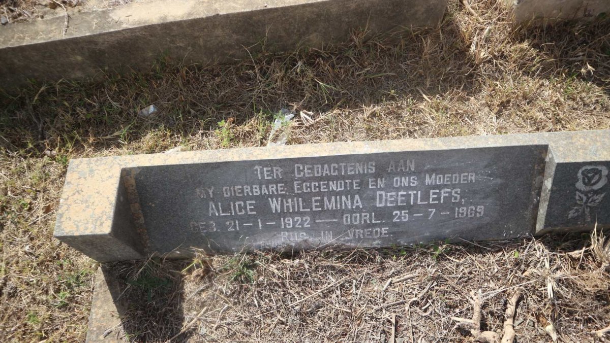 DEETLEFS David Isaac 1915-1987 &amp; Alice Whilemina 1922-1969