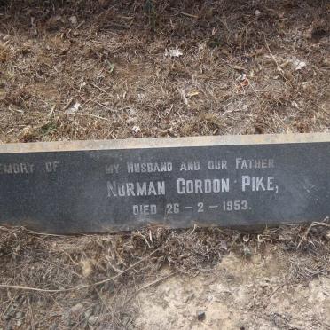PIKE Norman Gordon -1953 :: PIKE Delville -1956
