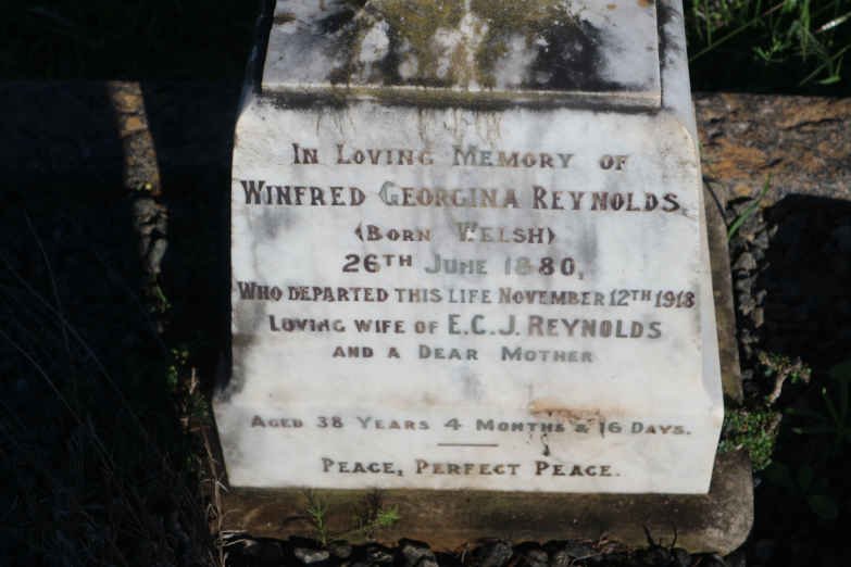 REYNOLDS Winfred Georgina nee WELSH 1880-1918