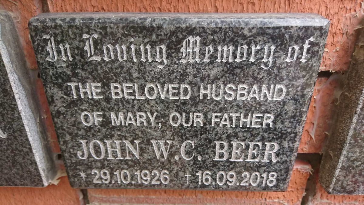 BEER John W.C. 1926-2018