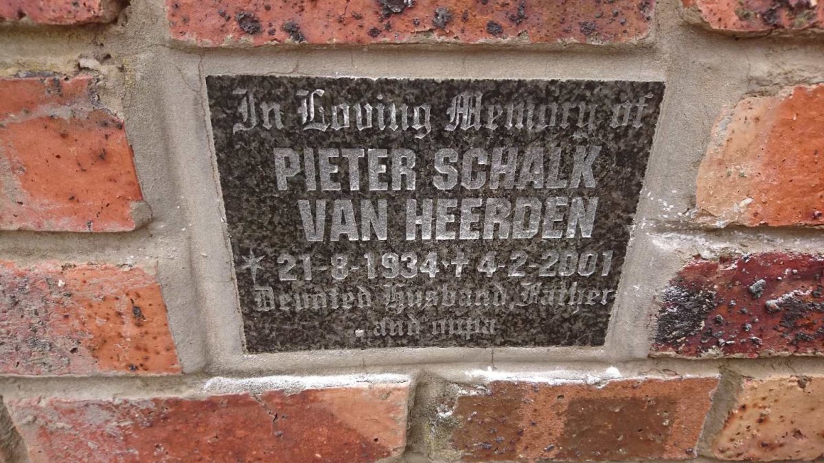HEERDEN Pieter Schalk, van 1934-2001