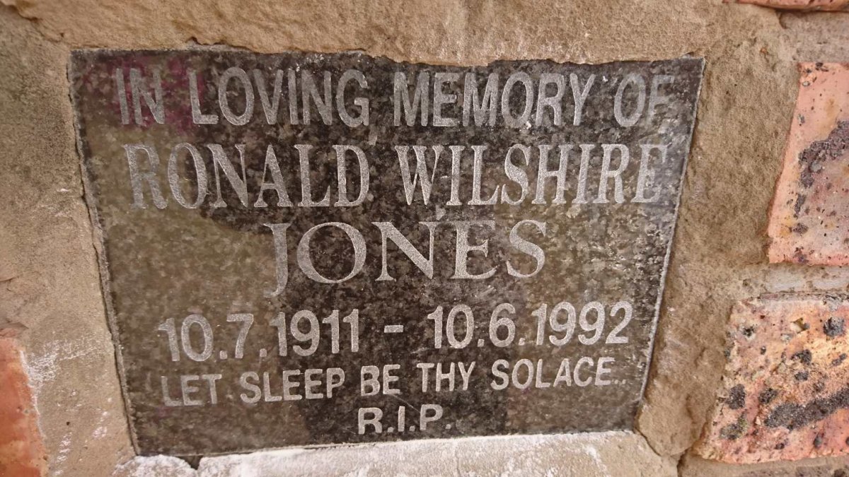 JONES Ronald Wilshire 1911-1992