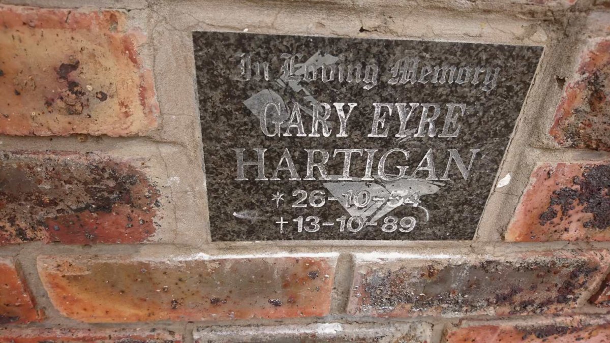 HARTIGAN Gary Eyre 1954-1989