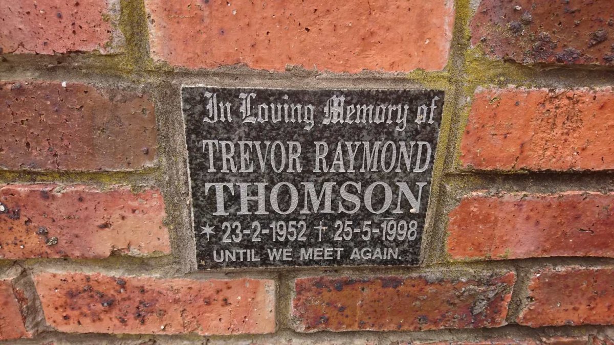 THOMSON Trevor Raymond 1952-1998