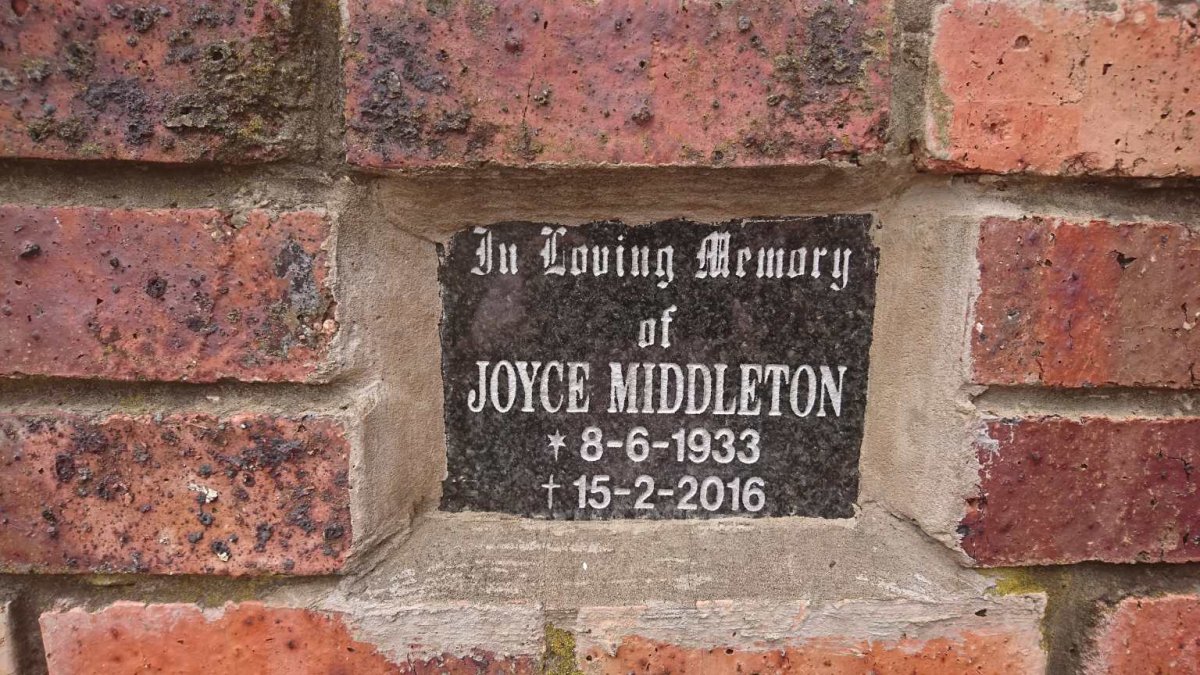 MIDDLETON Joyce 1933-2016